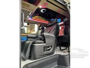 2024 Toyota HIACE 2.8 GL Van