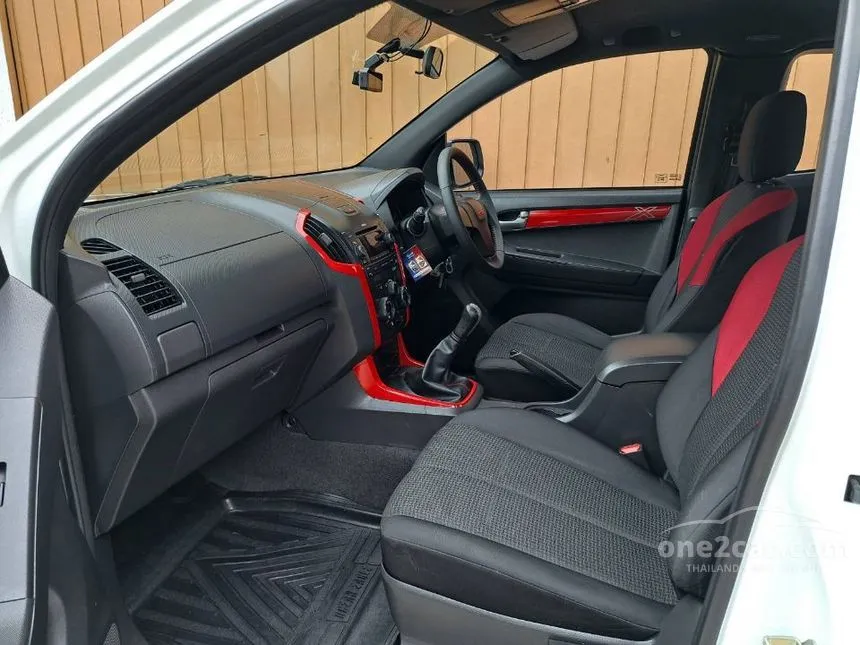 2015 Isuzu D-MAX X-Series Z Space Cab Pickup