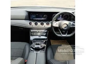 2017 Mercedes-Benz E300 2.0 AMG Line Sedan