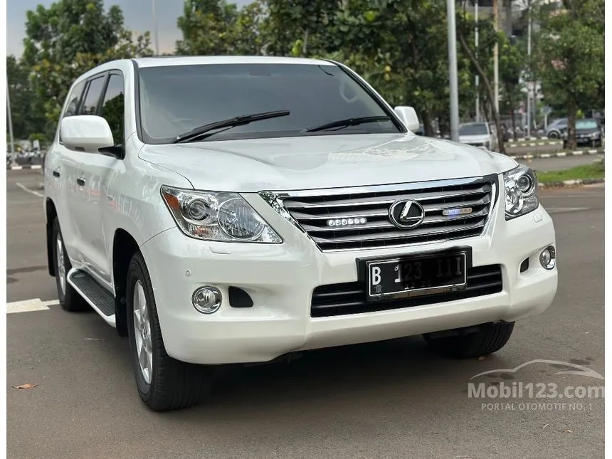 2011 Lexus LX 570 SUV