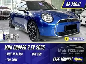 2024 MINI Cooper Cooper SE Hatchback
