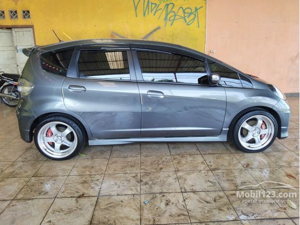 Honda Jazz Rs Mobil Bekas Baru Dijual Di Sleman Yogyakarta