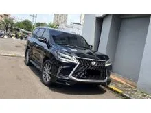 2016 Lexus LX 570 5.7 Sport SUV V8 AT 2016/2017 [ 4x4 - LOW KM ]