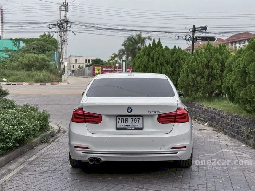2018 BMW 330e Sport Sedan
