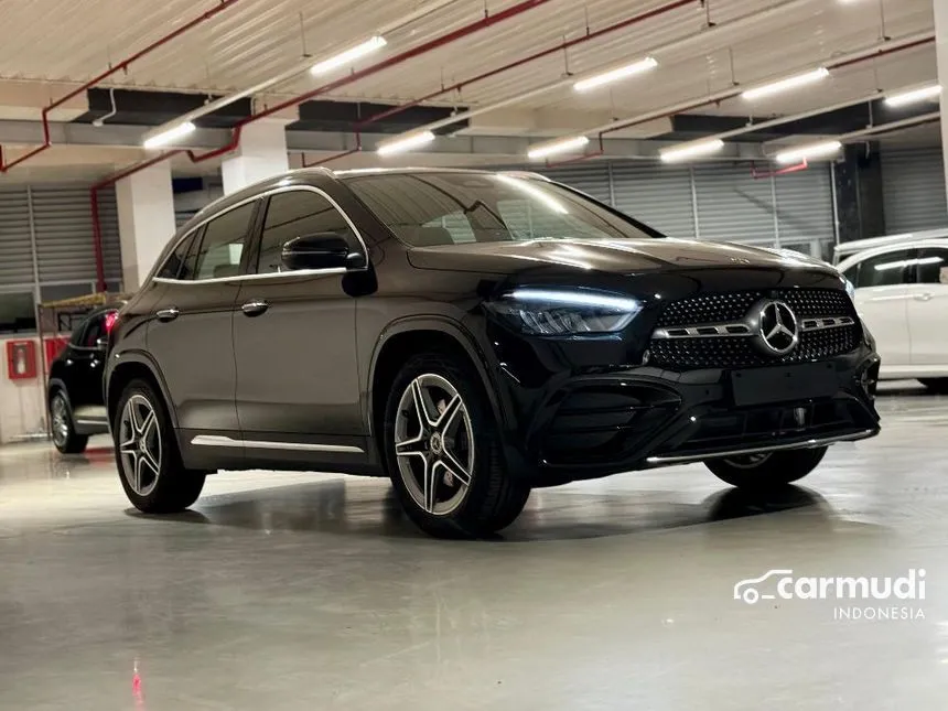 2024 Mercedes-Benz GLA200 AMG Line SUV