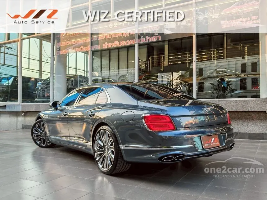 2024 Bentley Flying Spur Mulliner Hybrid Sedan