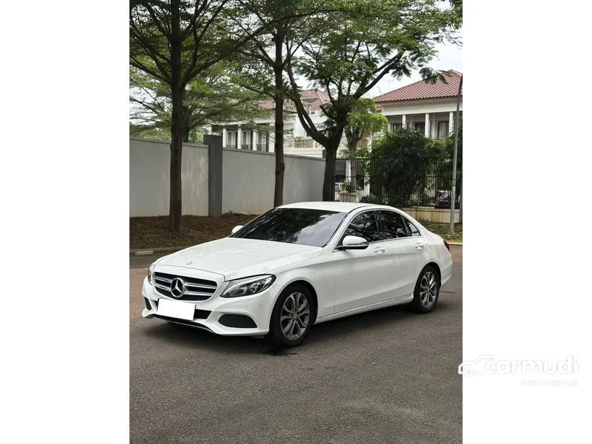 2017 Mercedes-Benz C200 Avantgarde Sedan