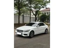 2017 Mercedes-Benz C200 2.0 Avantgarde Sedan Odo 28 Rbuan (TERMURAH)