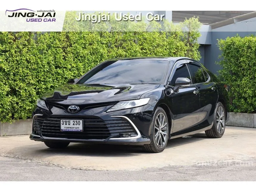 2022 Toyota CAMRY Premium Sedan