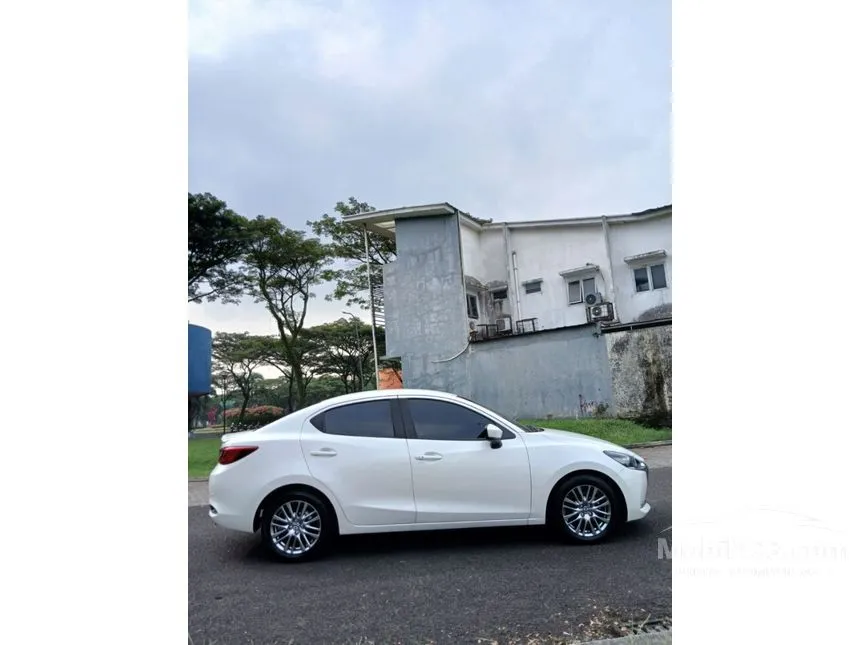 2022 Mazda 2 Sedan