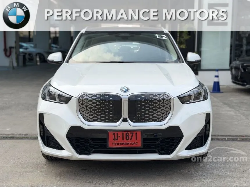 2026 BMW iX1 eDrive20L M Sport SUV
