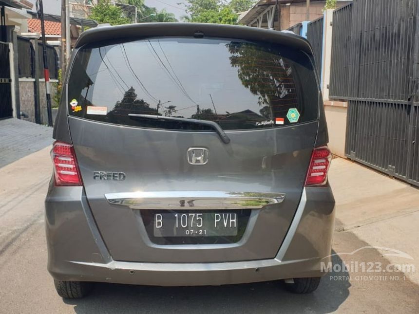 Jual Mobil  Honda  Freed  2013  S 1 5 di DKI Jakarta Automatic 