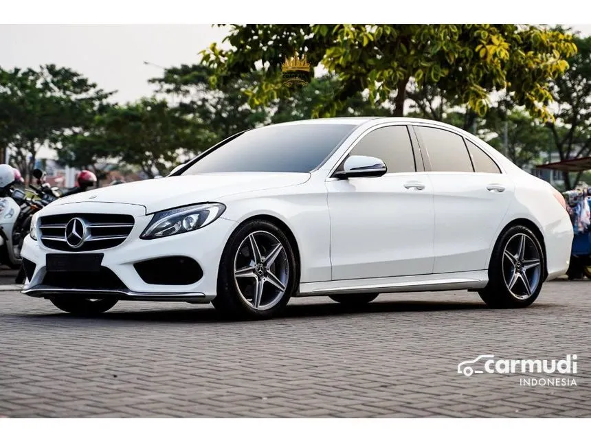 2018 Mercedes-Benz C200 AMG Sedan