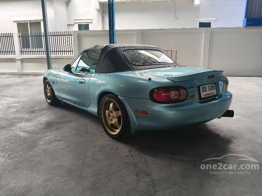 2002 Mazda MX-5 Convertible