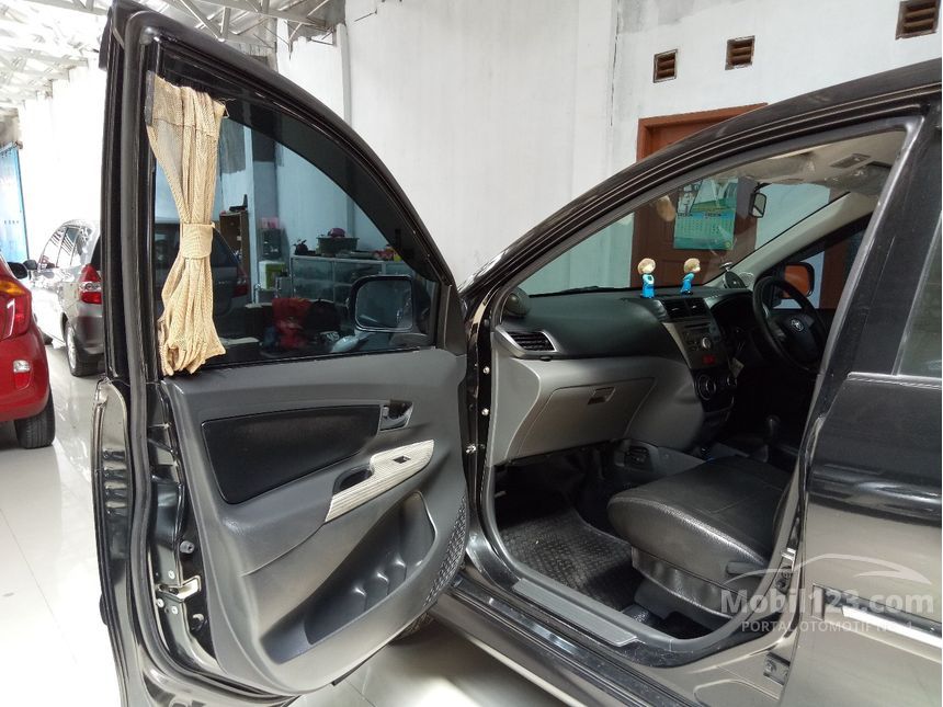 Jual Mobil  Toyota Avanza  2012 Luxury  Veloz 1 5 di Jawa 