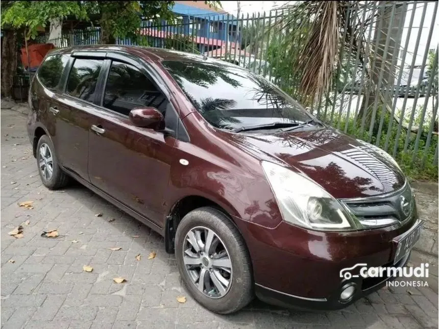 2013 Nissan Grand Livina SV MPV