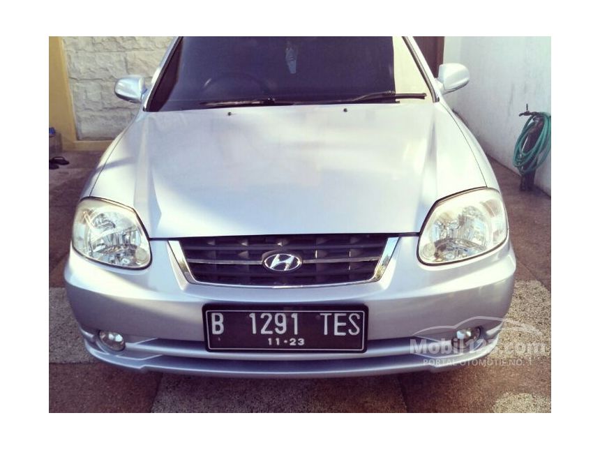 2003 Hyundai Accent Verna GLS Sedan