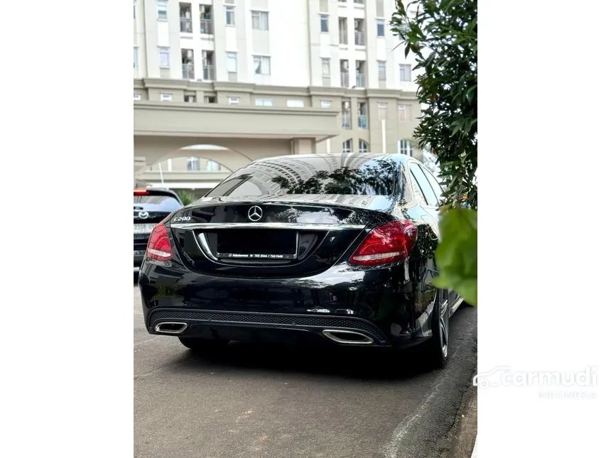 2018 Mercedes-Benz C200 AMG Line Sedan