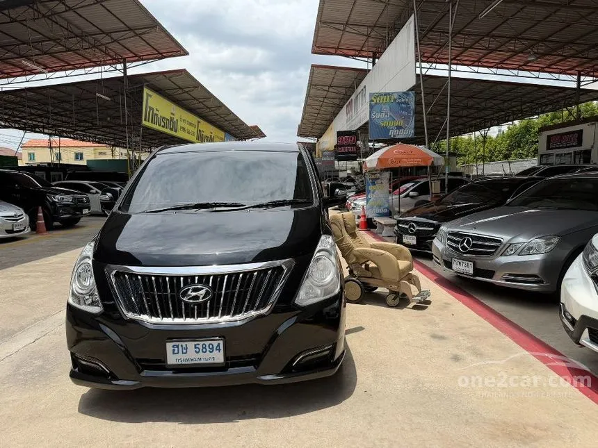 2017 Hyundai H-1 Elite Van