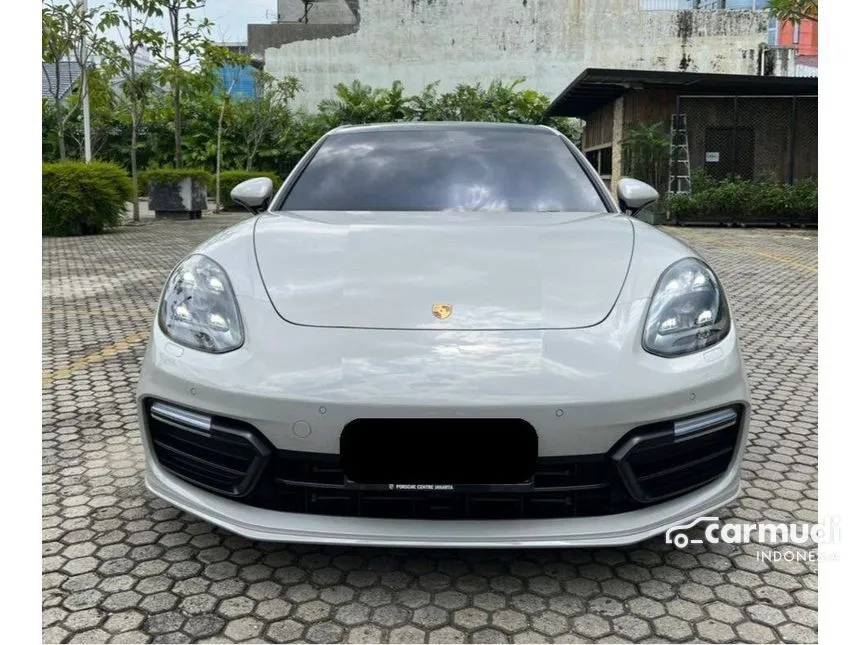 2017 Porsche Panamera 4S Hatchback