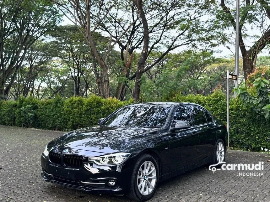 2018 BMW 320i Sport Sedan