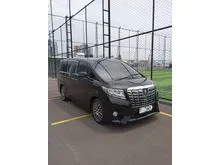 2017 Toyota Alphard 2.5 X MPV ATPM. Interior Original Fabric. Black On Beige. LOW KM 35 Rb. HARGA CASH BEST DEAL NEGO YA. Cocok Jadi Mobil Keluarga..
