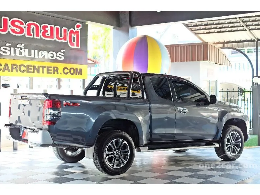 2018 Mitsubishi TRITON GLX Plus Mega Cab Pickup