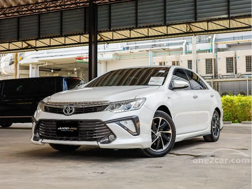 2015 Toyota CAMRY G Extremo Sedan