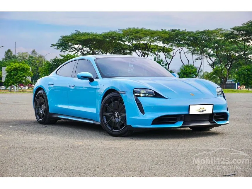 2021 Porsche Taycan Turbo Sedan