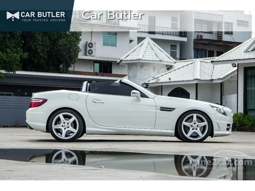 2014 Mercedes-Benz SLK200 AMG Dynamic BlueEFFICIENCY Convertible