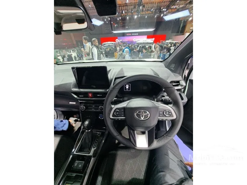2026 Toyota Veloz Q HEV (Premium Color) MPV