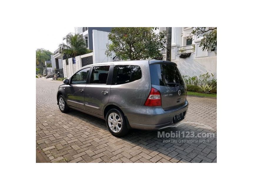 Jual Mobil Nissan Grand Livina 2013 Ultimate 1.5 di Jawa 