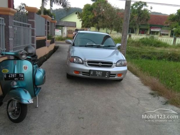  Suzuki  Baleno  Mobil  Bekas Baru dijual di Indonesia 