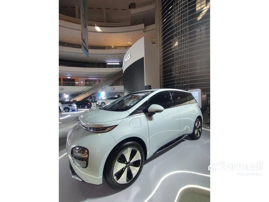 2024 Wuling Cloud EV EV Hatchback