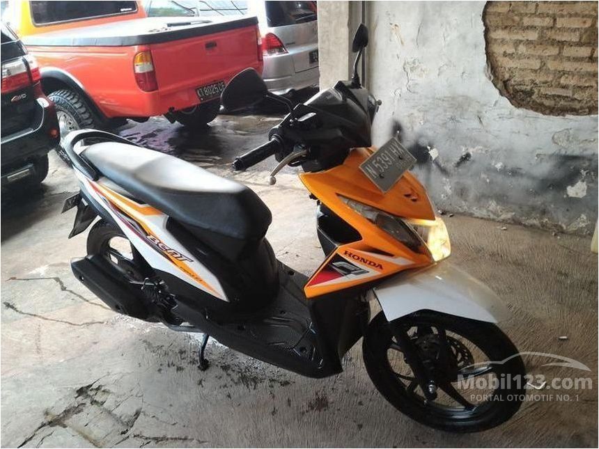 Jual Motor Honda Beat 2014 0.1 di Jawa Timur Automatic 