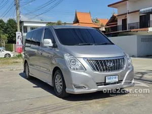 2017 Hyundai H-1 2.5 (ปี 08-17) Deluxe Van