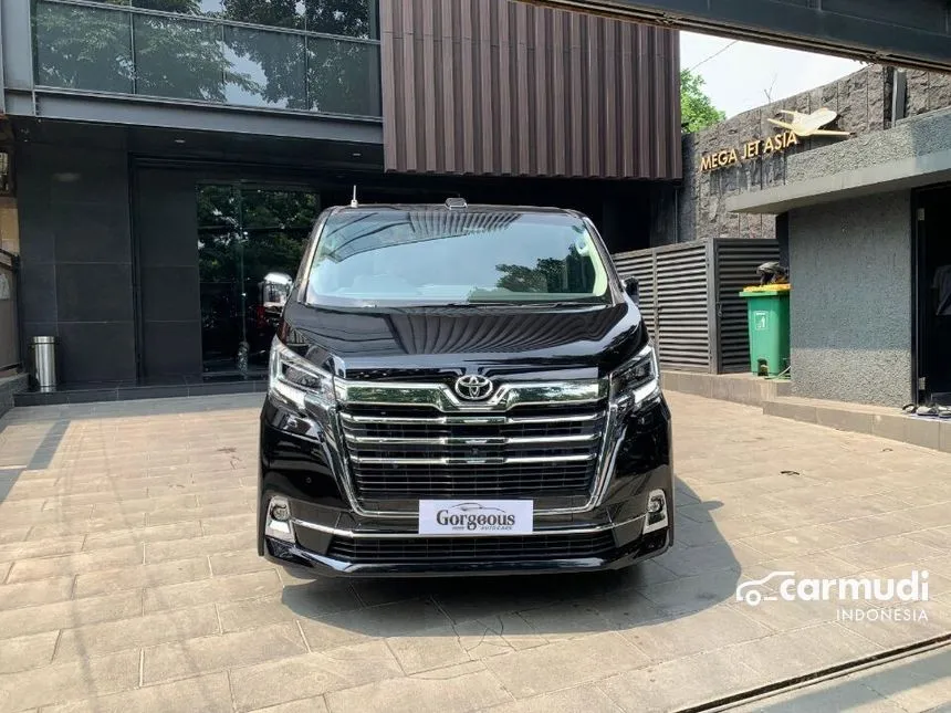 2024 Toyota GranAce Premium Van Wagon