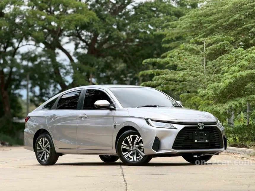 2023 Toyota Yaris Ativ Sport Sedan