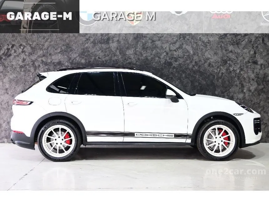 2013 Porsche CAYENNE S Hybrid SUV