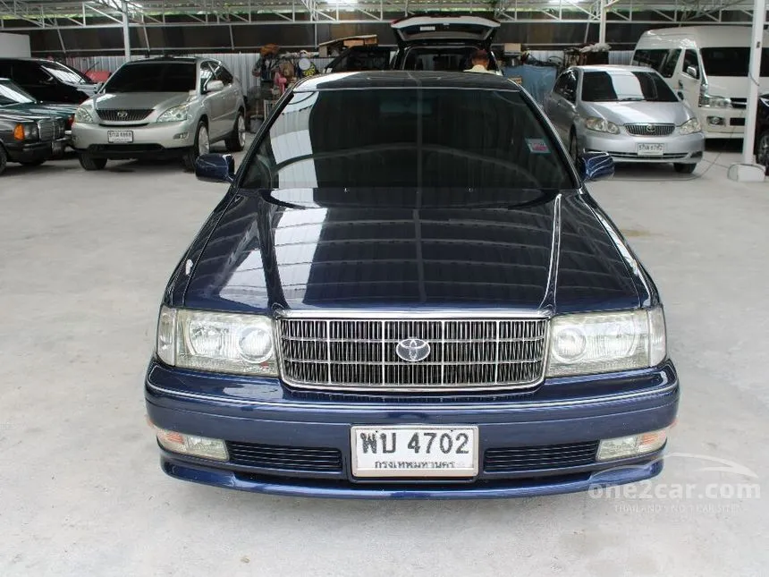 1999 Toyota Crown Royal Extra Sedan