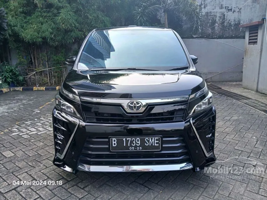 Jual Mobil Toyota Voxy 2018 2.0 di DKI Jakarta Automatic Wagon Hitam Rp 345.000.000