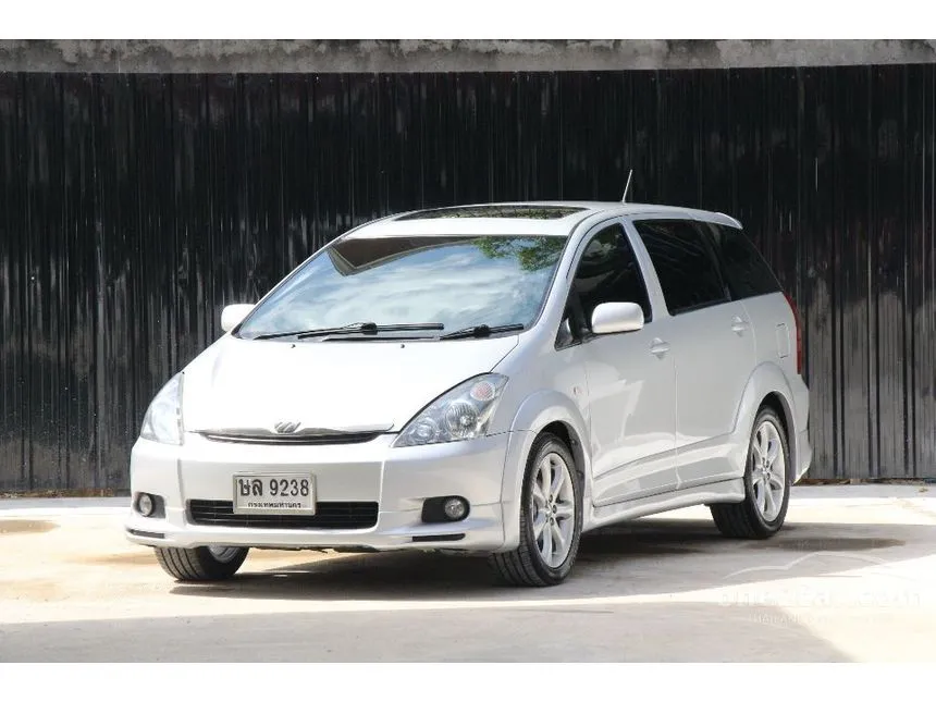 2004 Toyota WISH Q Limited Wagon