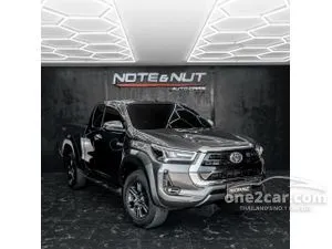 2022 Toyota HILUX REVO 2.4 Prerunner Mid Smart Cab Pickup