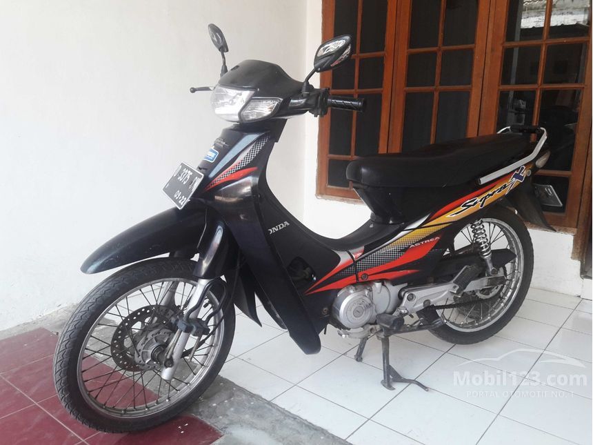 Jual Motor  Honda Supra  2002 0 1 di Jawa Barat Manual 