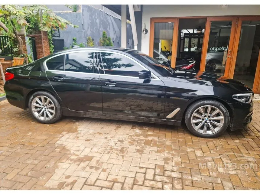 2020 BMW 520i Sedan