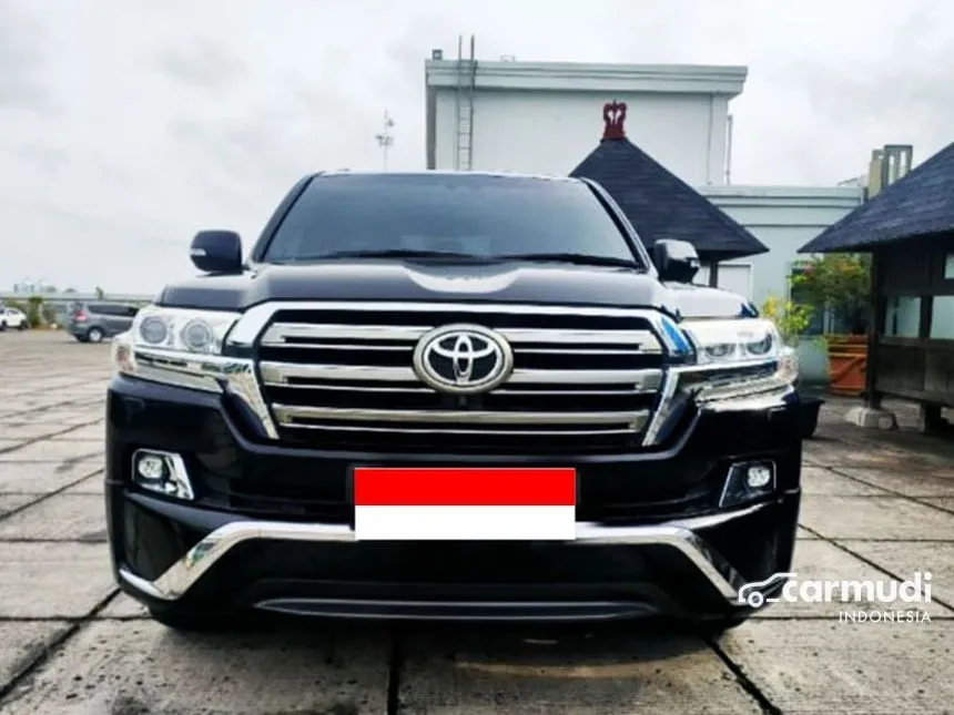 2016 Toyota Land Cruiser 200 VX-R SUV