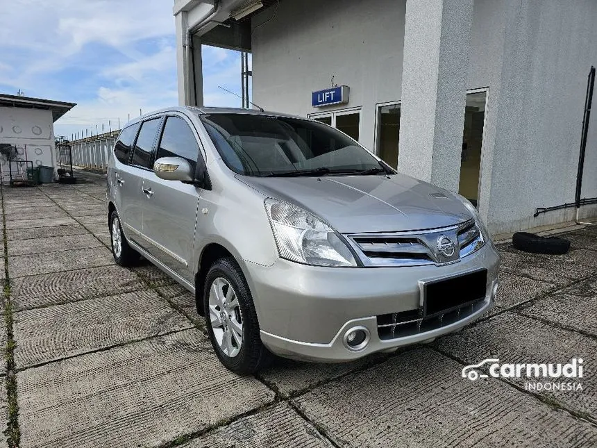 2011 Nissan Grand Livina Ultimate MPV