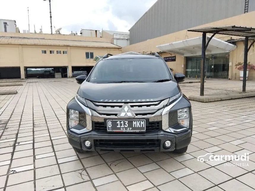 Jual Mobil Mitsubishi Xpander Cross 2021 Rockford Fosgate Black Edition 1.5 di Banten Automatic MPV Abu