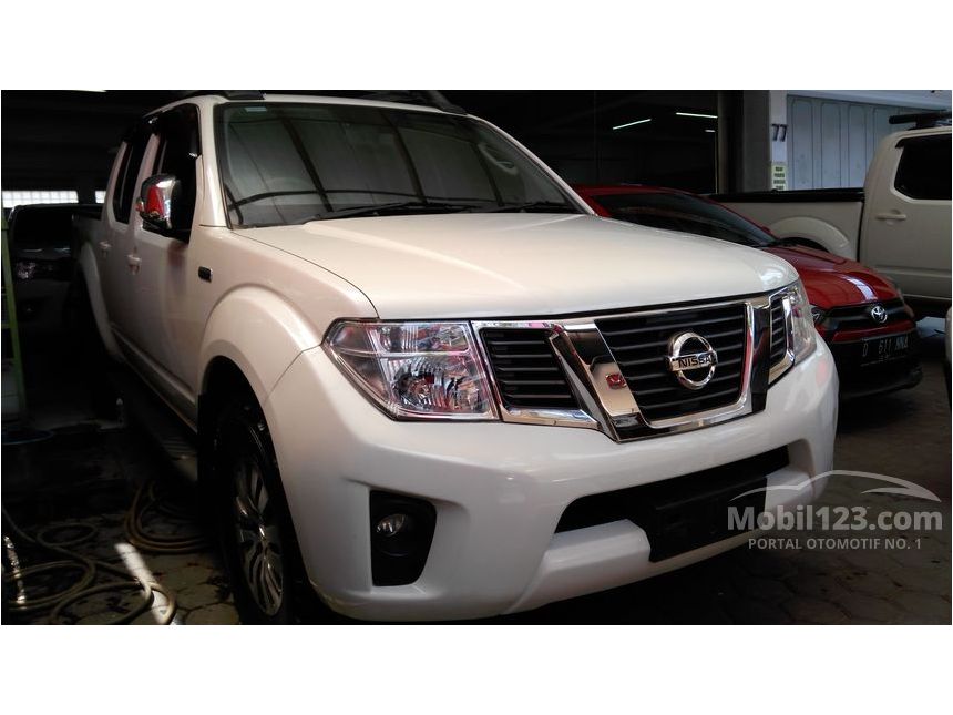 Jual Mobil Nissan Navara 2013 Sports Version 2.5 di Jawa 