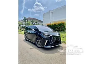 2023 Lexus LM 350h 2.5 7 Seater MPV